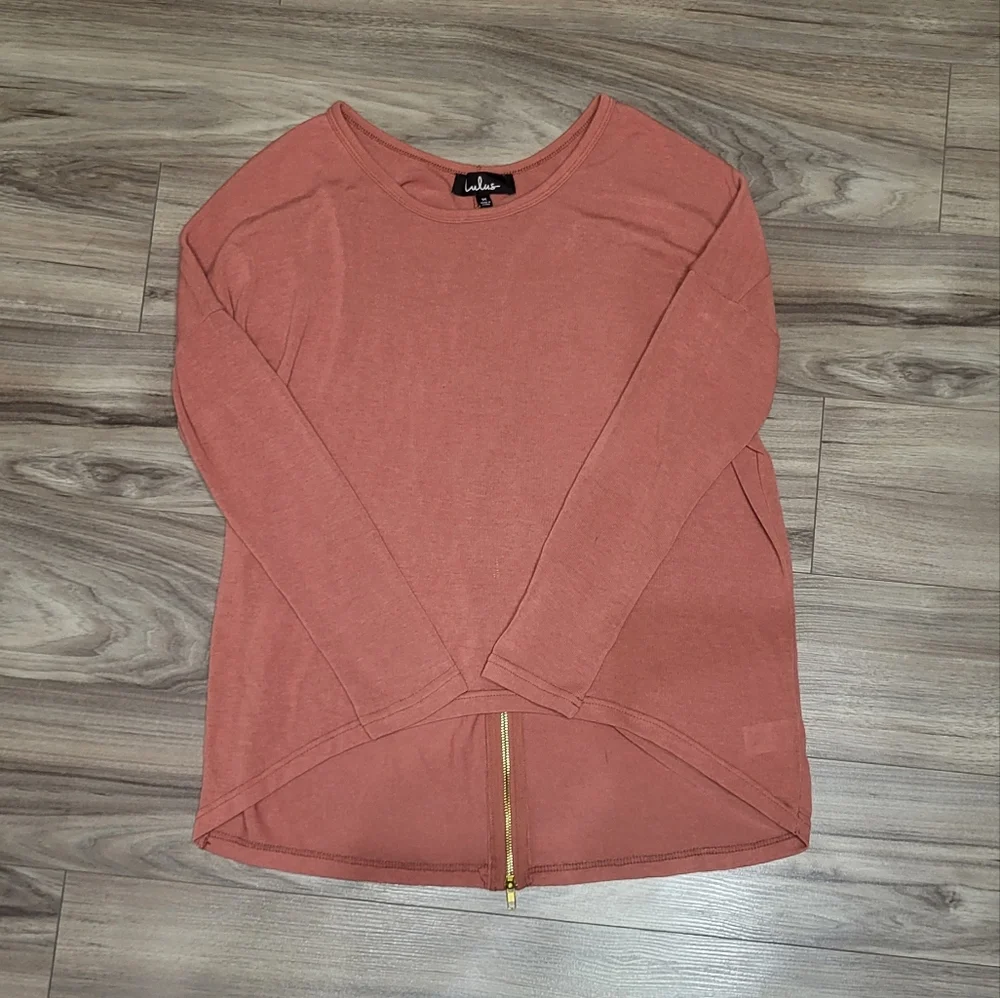 Lulu's high low top - Picture 1 of 5
